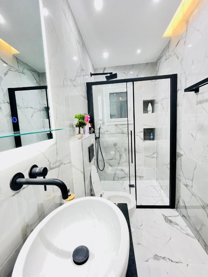 Apollo 2 Bd Jacuzzi Suite 雅典 外观 照片